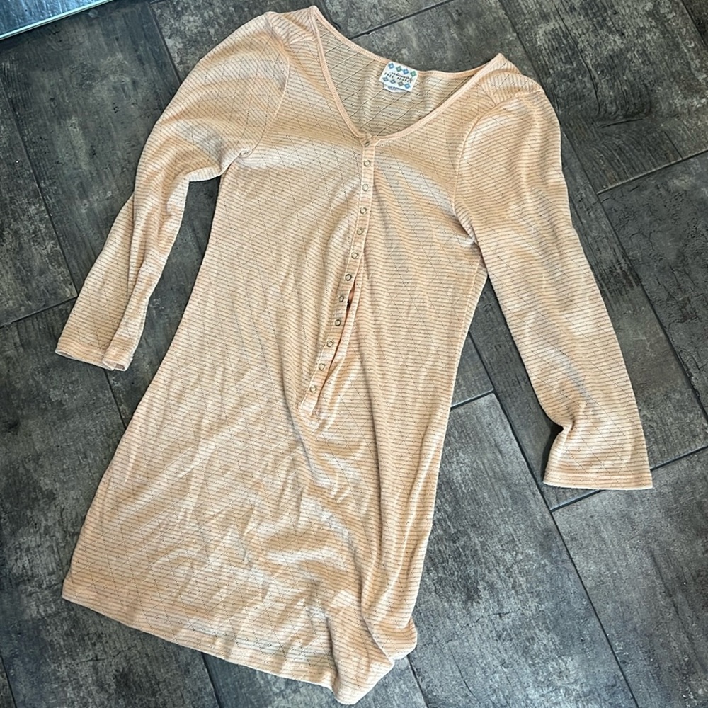 Intimately Free people top